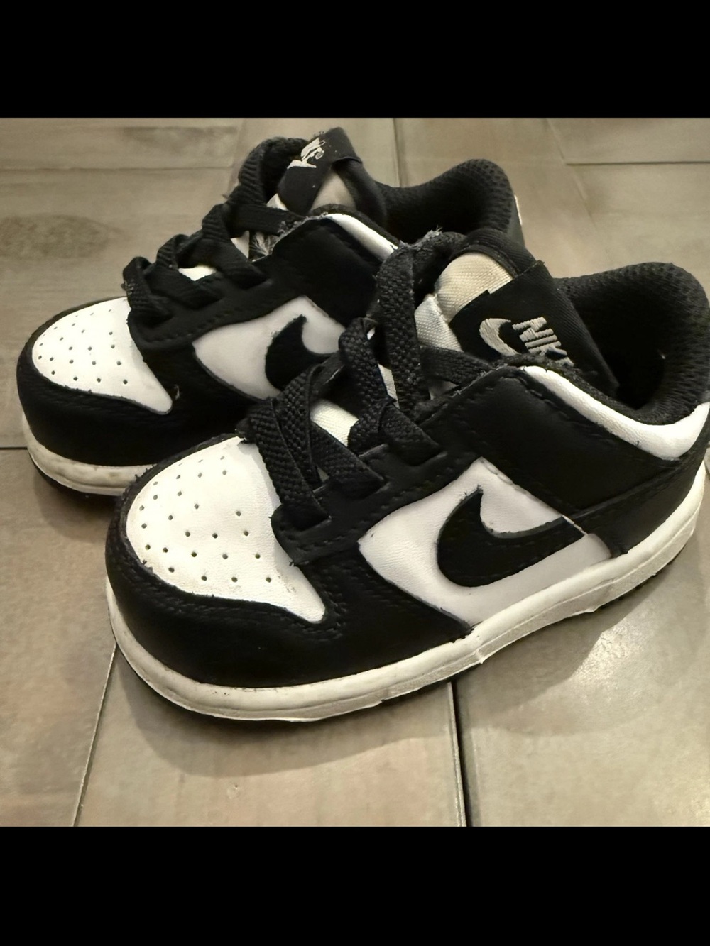 Nike Dunk Low Retro Panda TD (Toddler) shoes Preowned 5C